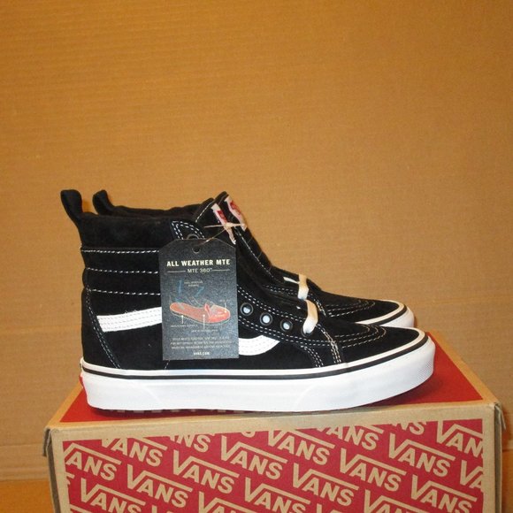 SOLD!! Vans SK8-Hi MTE (MTE) Black/True White 2 Women's 7 VN0A4BV7DX6 - Picture 3 of 11